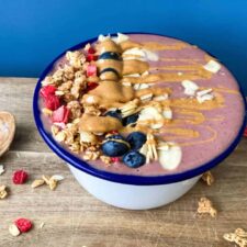 peanut-butter-acai-smoothie-bowl-2-scaled-720x720